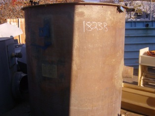 300 gallon vertical holding tank, fiberglass, 6'H x 3'Dia