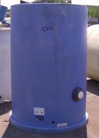 600 Gallon Polyethylene Vertical Flat Bottom Holding Tank